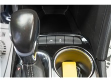 Vehicle Thumb #20
