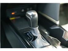 Vehicle Thumb #18