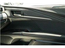 Vehicle Thumb #21