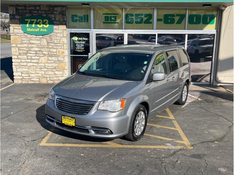 2016 Chrysler Town & Country