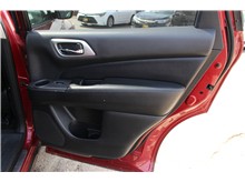 Vehicle Thumb #20