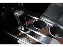Vehicle Thumb #38