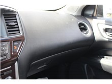Vehicle Thumb #40