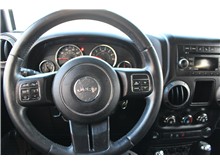 Vehicle Thumb #19