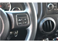 Vehicle Thumb #22