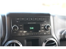 Vehicle Thumb #27