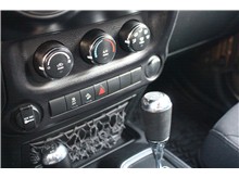 Vehicle Thumb #29