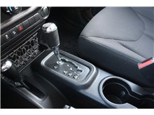 Vehicle Thumb #30