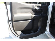 Vehicle Thumb #16