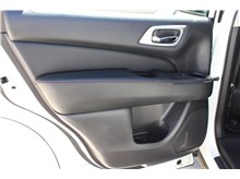 Vehicle Thumb #16