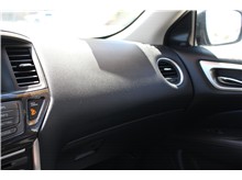 Vehicle Thumb #38