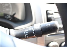 Vehicle Thumb #26