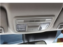 Vehicle Thumb #36