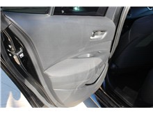 Vehicle Thumb #16
