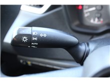 Vehicle Thumb #27