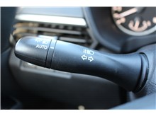 Vehicle Thumb #22
