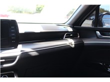Vehicle Thumb #37
