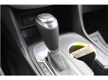 Vehicle Thumb #36