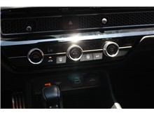 Vehicle Thumb #33