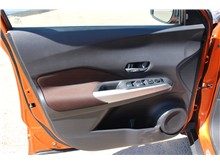 Vehicle Thumb #12