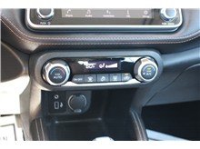Vehicle Thumb #32