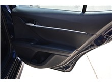 Vehicle Thumb #18