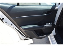 Vehicle Thumb #16