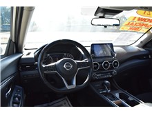 Vehicle Thumb #15