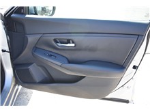 Vehicle Thumb #21