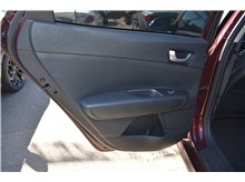 Vehicle Thumb #16