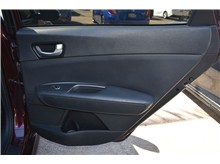 Vehicle Thumb #18