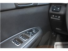 Vehicle Thumb #30