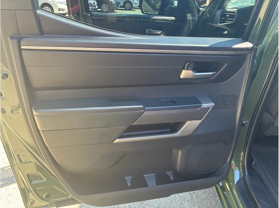 2022 Toyota Tundra SR5 - Photo 13
