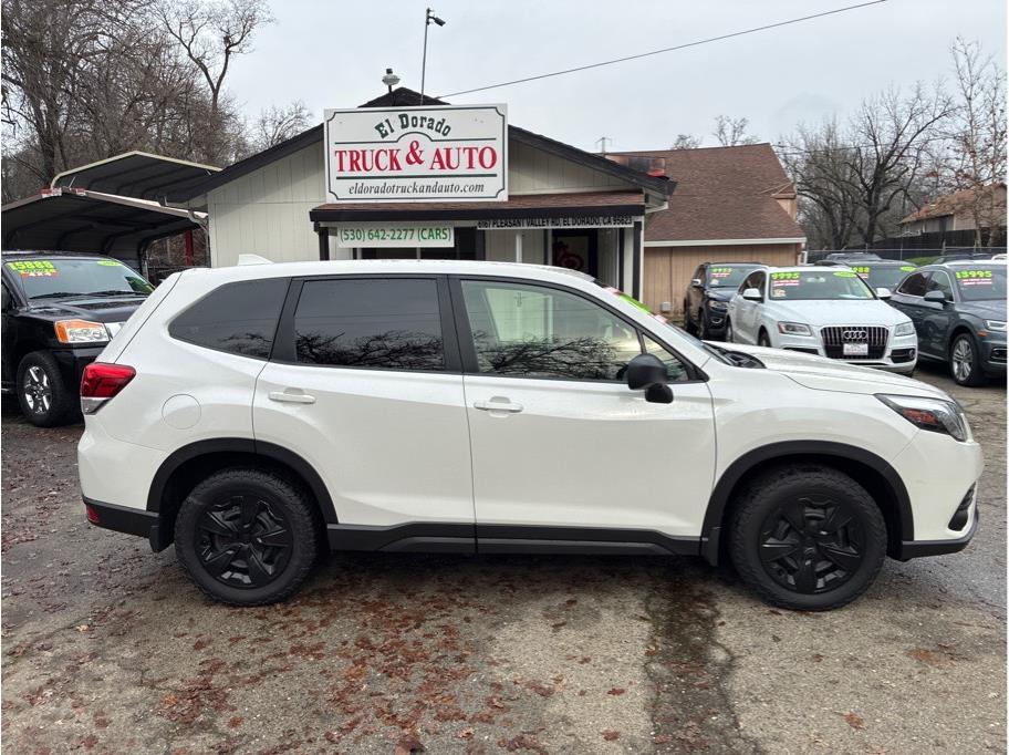 2022 Subaru Forester Base's photo