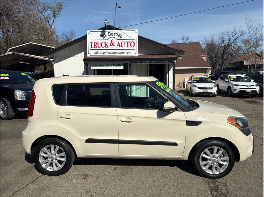 2013 Kia Soul +