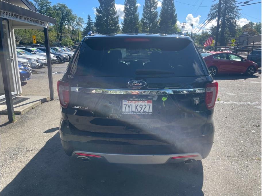 2017 Ford Explorer Limited - Photo 7