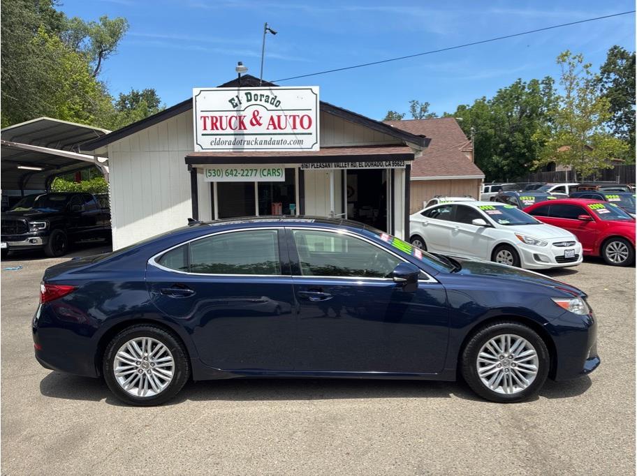2013 Lexus ES 350's photo