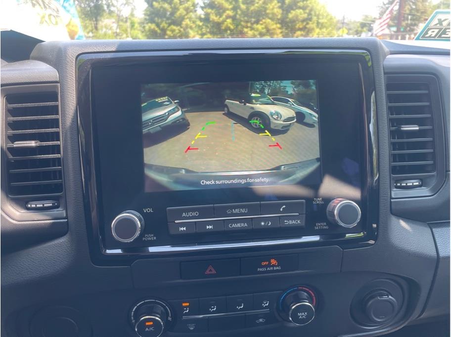 2022 Nissan Frontier S - Photo 16