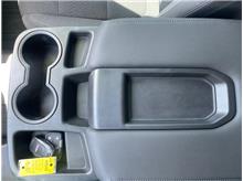 Vehicle Thumb #19