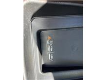Vehicle Thumb #42