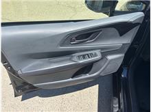 Vehicle Thumb #14