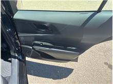 Vehicle Thumb #25
