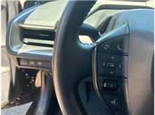 Vehicle Thumb #33