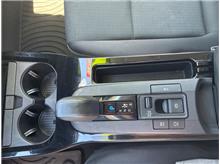 Vehicle Thumb #40