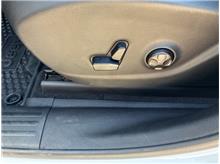 Vehicle Thumb #15