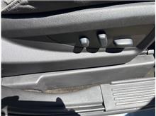 Vehicle Thumb #30
