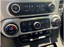 Vehicle Thumb #40