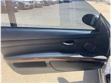 Vehicle Thumb #9