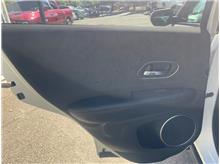 Vehicle Thumb #11