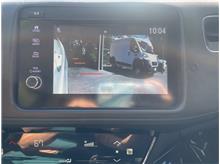 Vehicle Thumb #26